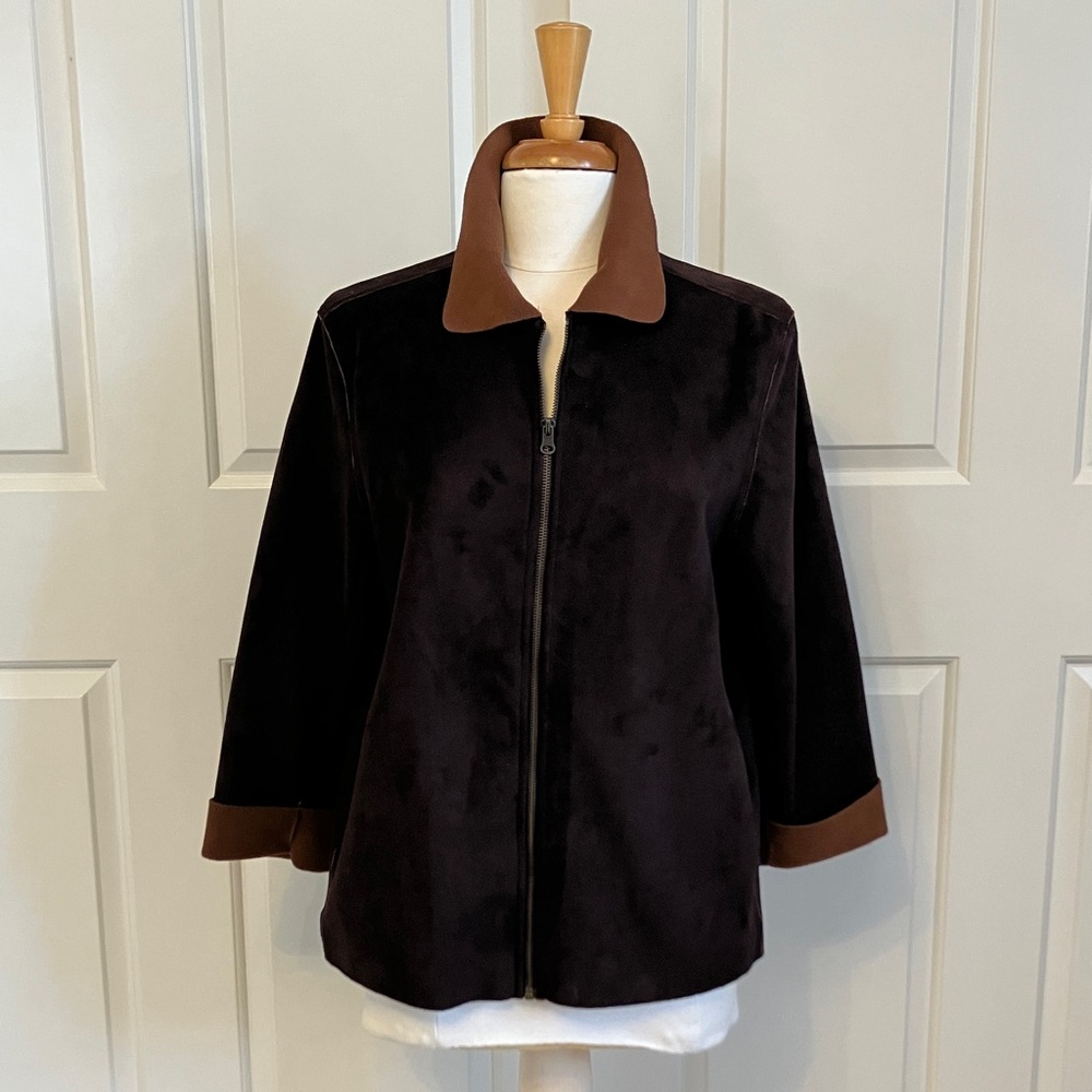 Elegant Two-Tone Teddy Jacket